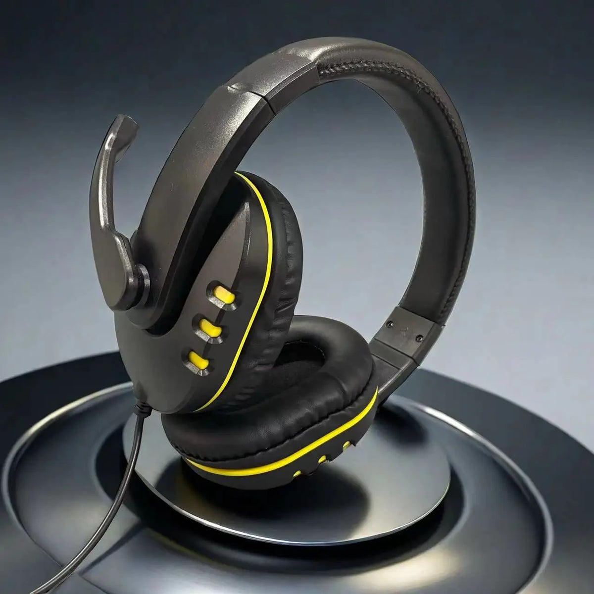 7260 Wired Headphones with Microphone